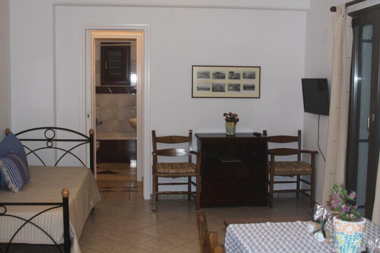 Apartments Márpissa Zewnętrze zdjęcie